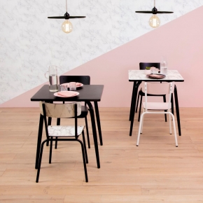 Table Retro Véra Carrée 70x70 – Stratifié uni Noir - Pieds Noirs